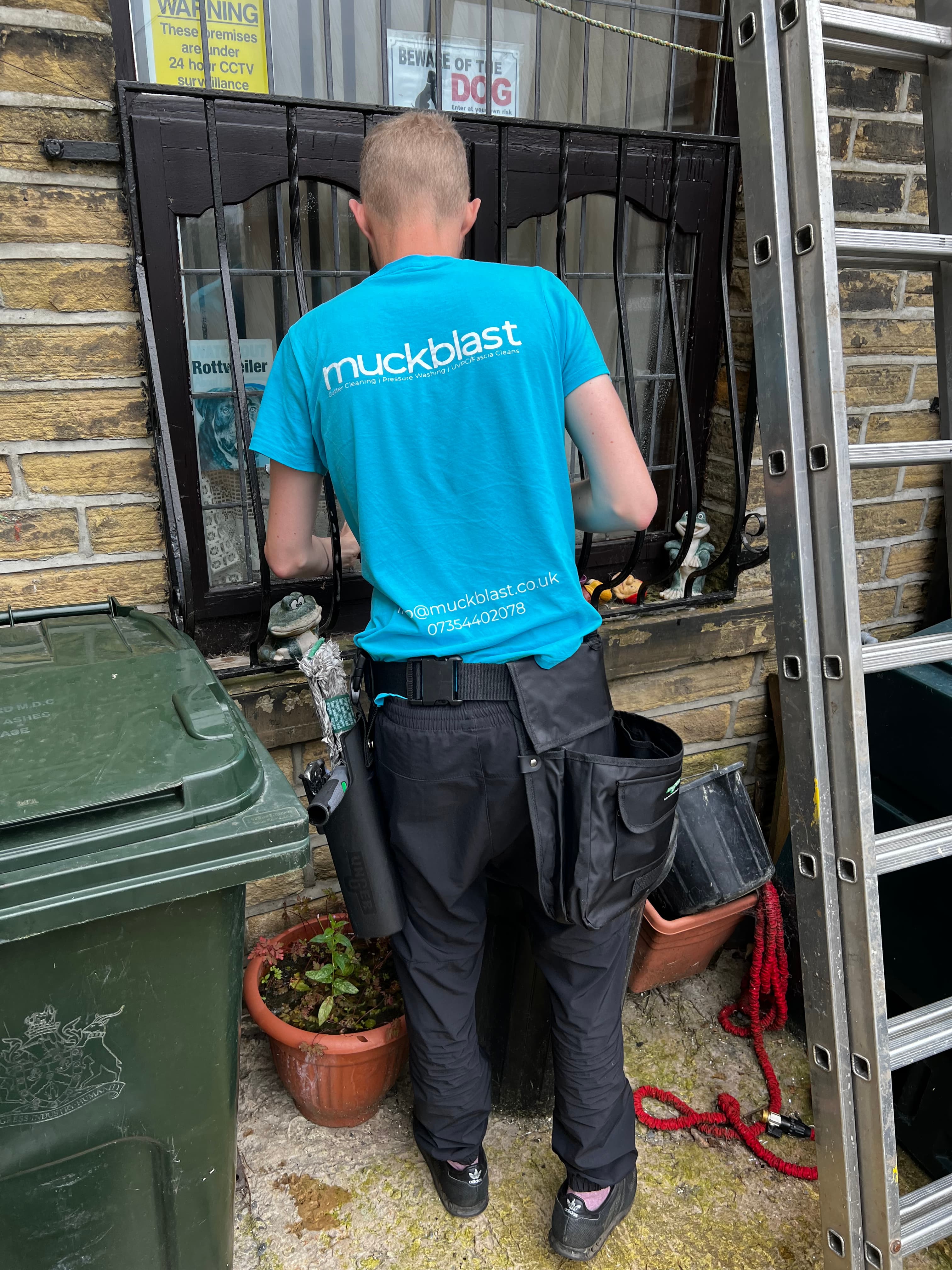 Muckblast team at work